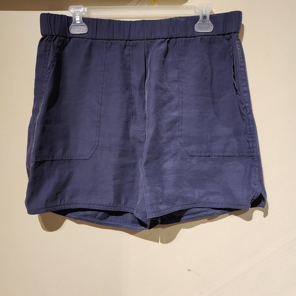 NWOT ✅️ Dynamite Utility Shorts - Picture 4 of 10